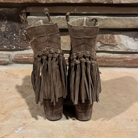 Sbicca Sound Fringed Khaki Suede Heeled Ankle Boot - Picture 5 of 7